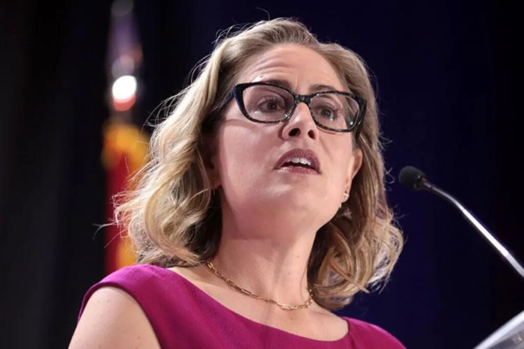 Jilted wife’s texts to ex-senator revealed: ‘Are you having an affair with my husband?’