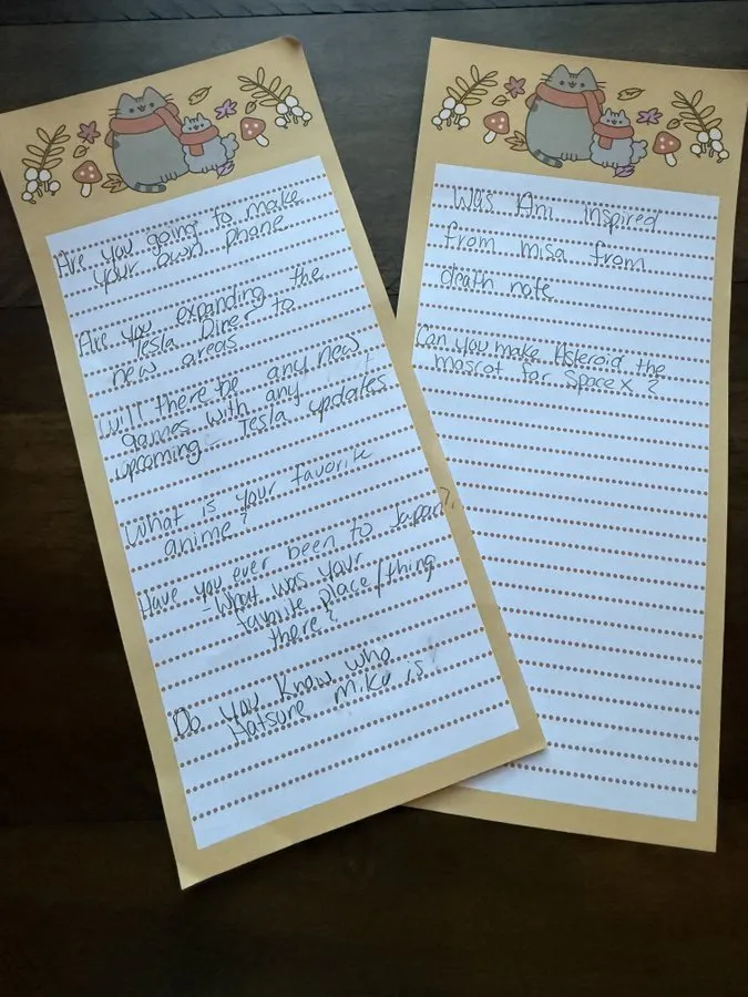 Liv Perrotto's handwritten list of questions for Elon Musk.