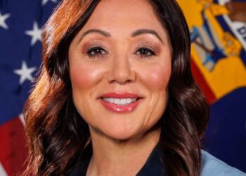 Trump’s labor secretary hit with multiple workplace discrimination complaints: report