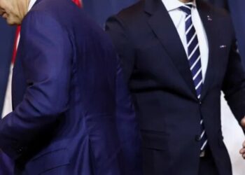 Trump lawyers pressured to approve illegal war plans in Iran