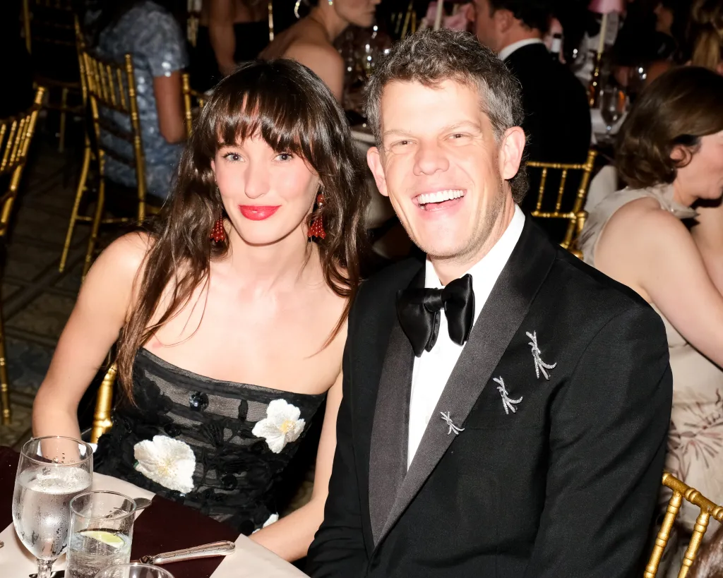 Minty Mellon and Wes Gordon smiling at a formal event.