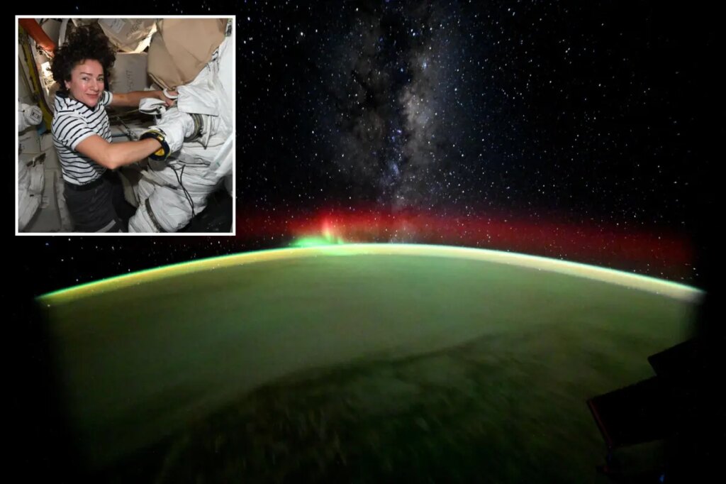 NASA astronaut snaps breathtaking aurora over Earth
