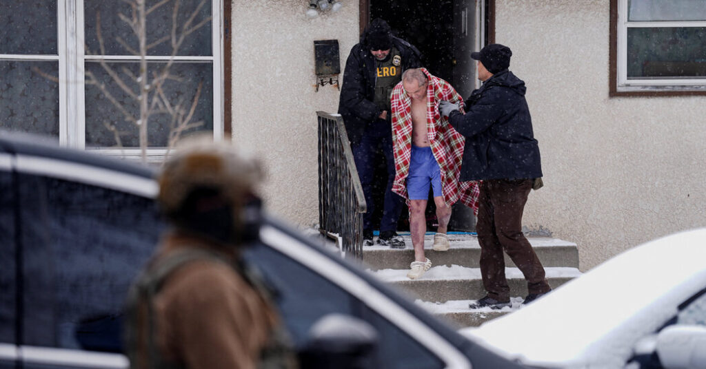 Prosecutors Investigate ICE Agents Who Detained a Minnesota Man in His Underwear