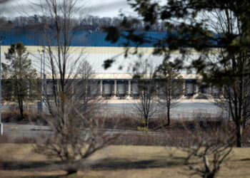 In a Deep Red Town, Locals Vent Over a Planned ICE Detention Center