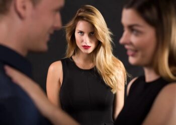 Dear Abby: My recently widowed ‘friend’ kissed my boyfriend in our home