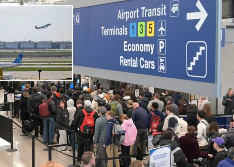 Federal officials order flight cuts at Chicago O’Hare to reduce airport delays