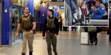 US warns it will run out of money to pay airport security workers in coming weeks