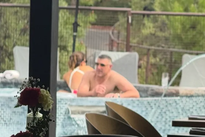 Mike Vrabel and Dianna Russini in a hot tub at Ambiente Sedona hotel.