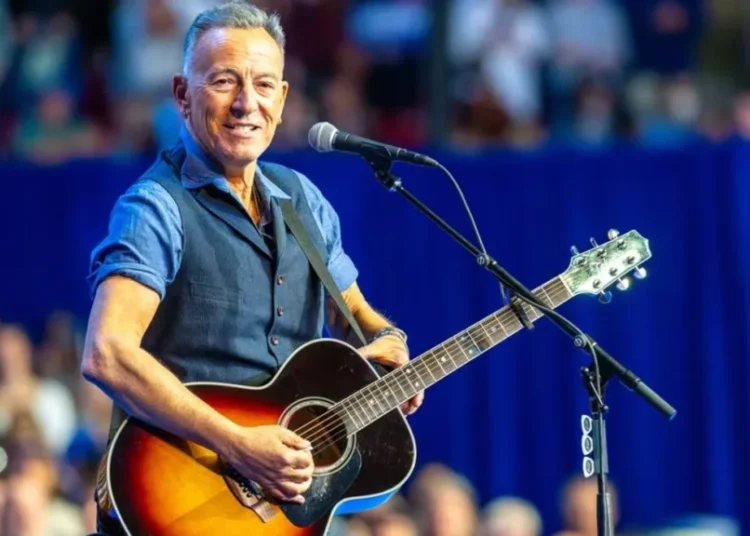 Trump mocks Bruce Springsteen’s face in Truth Social jab