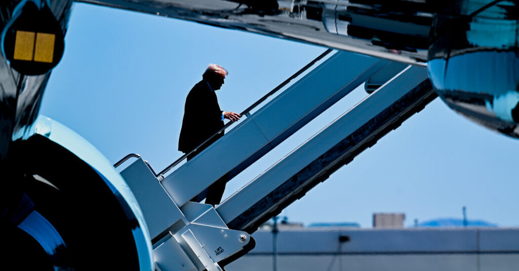 Republicans Brace for Brutal Midterms as Trump’s Popularity Slips