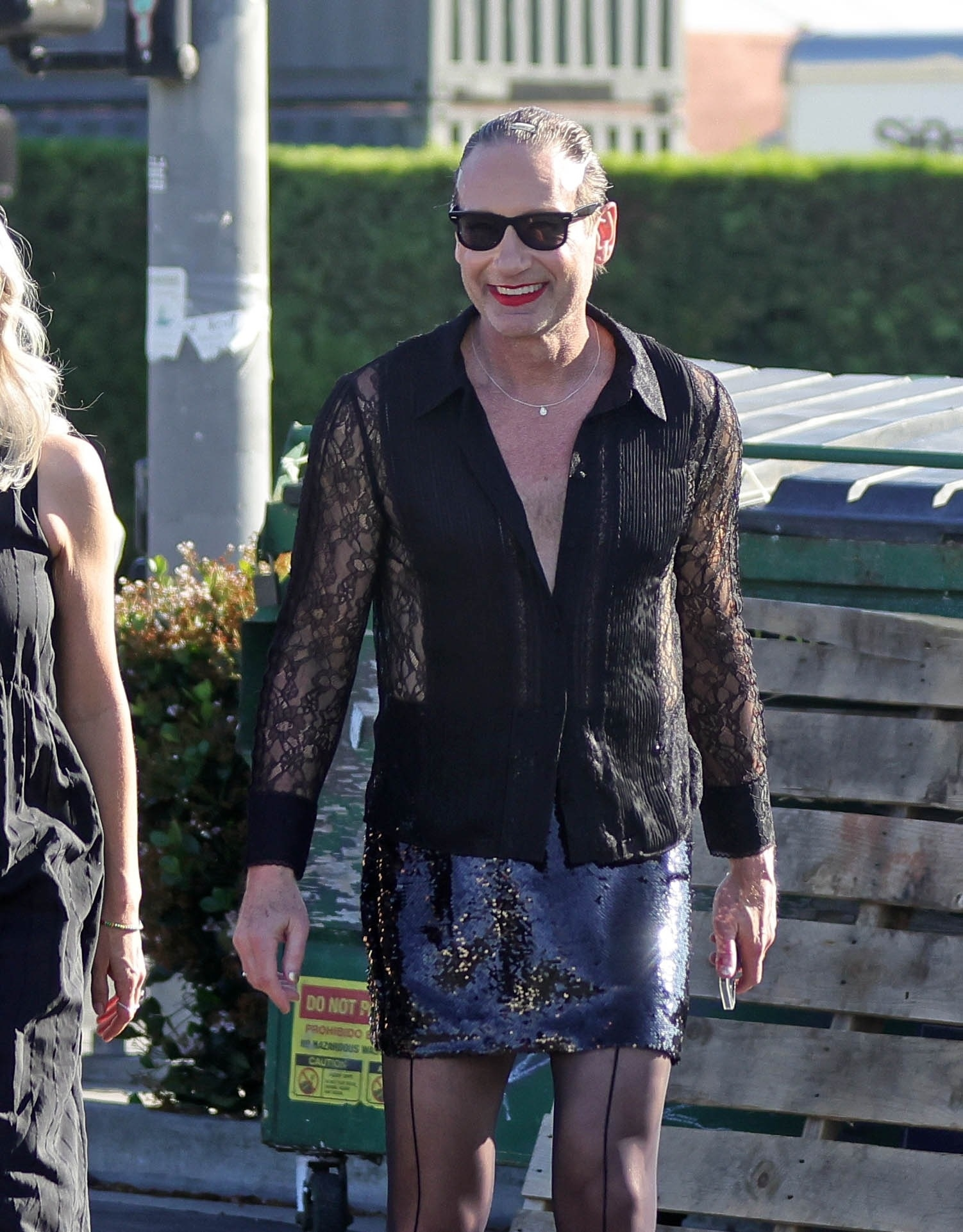 David Duchovny dressed as a woman, in character for filming