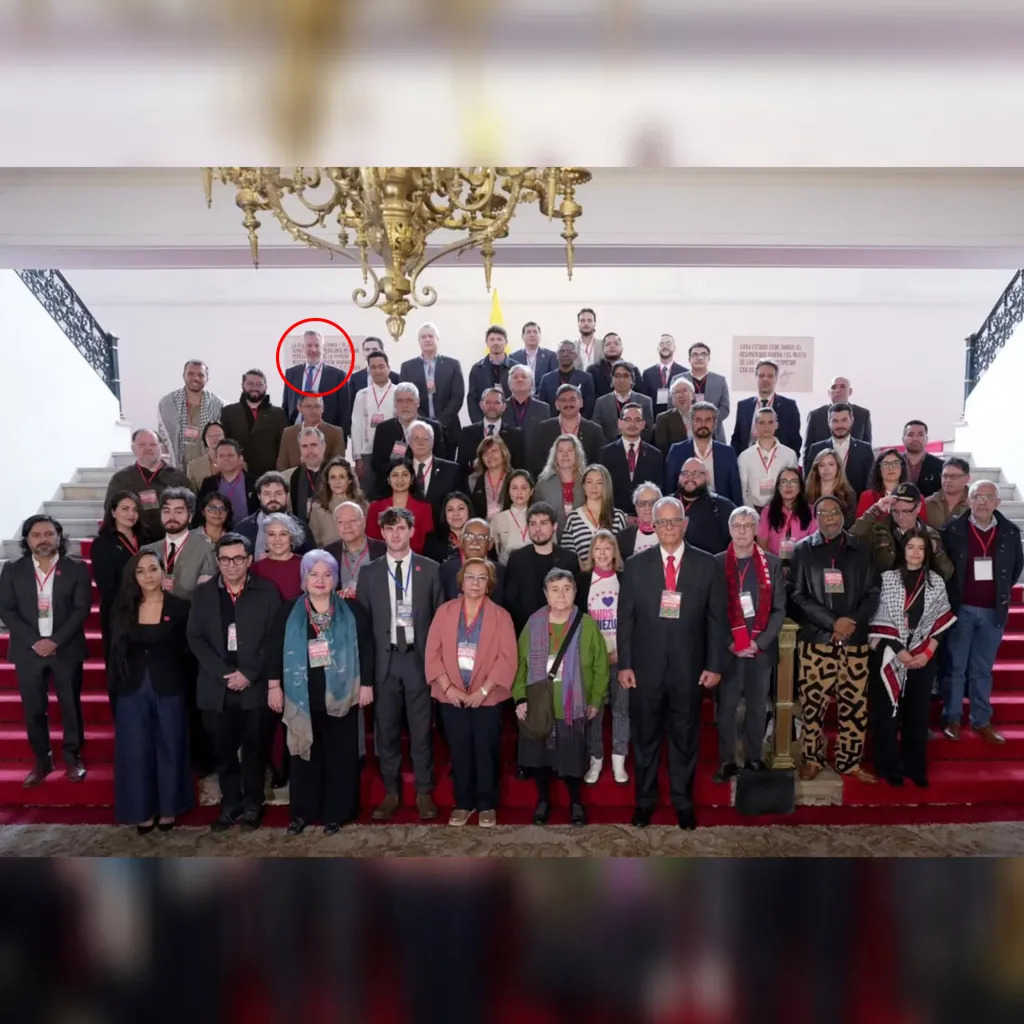 Bill de Blasio with delegates from over 20 countries in Bogota.