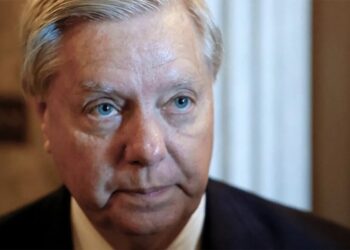 Lindsey Graham gets brutal correction after claiming Americans support $400M ballroom
