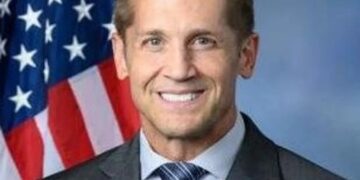 ‘Wait — we won Vietnam?’ GOP lawmaker’s Iran war argument leaves observers speechless