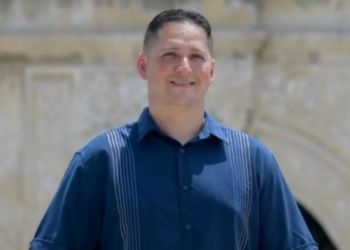 Embattled MAGA rep pressured another staffer to send nudes: report