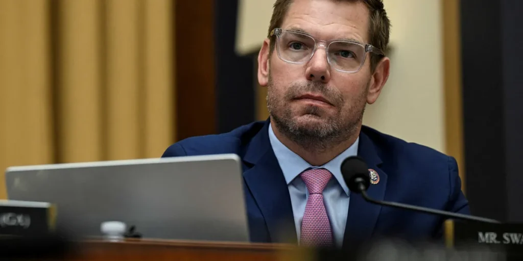 ‘Campaign in free fall’: Swalwell hemorrhaging staff as Dem leaders call for exit