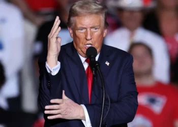 ‘Voters are just done’: New poll shows Trump plunging to dire lows