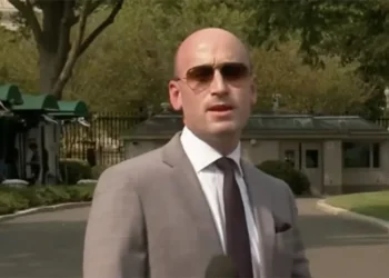 Stephen Miller at crossroads in Trump admin after he ‘backpedaled’ on key issue: report