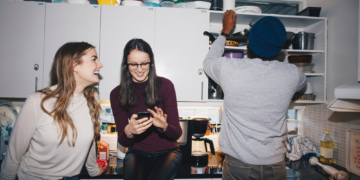 The People You Live With Have a Strange Effect on Your Body