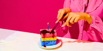 The Strangest Non-Food Items Doctors Have Seen People Eat