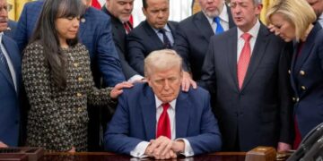 Trump’s MAGA movement gets a brutal warning shot as expert unpacks ‘deep ties’ to autocrat