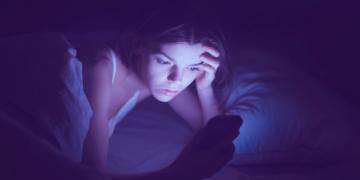 This Habit Is Replacing Nighttime Scrolling (and People Are Sleeping Way Better)