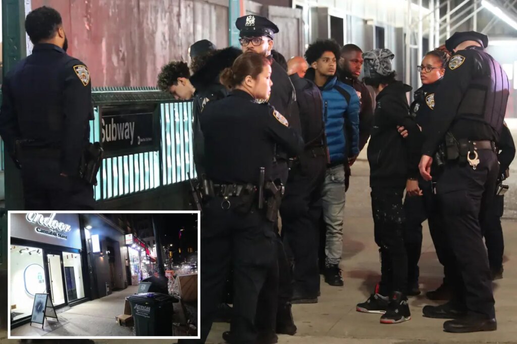 Teen stabbed multiple times near Times Square: NYPD