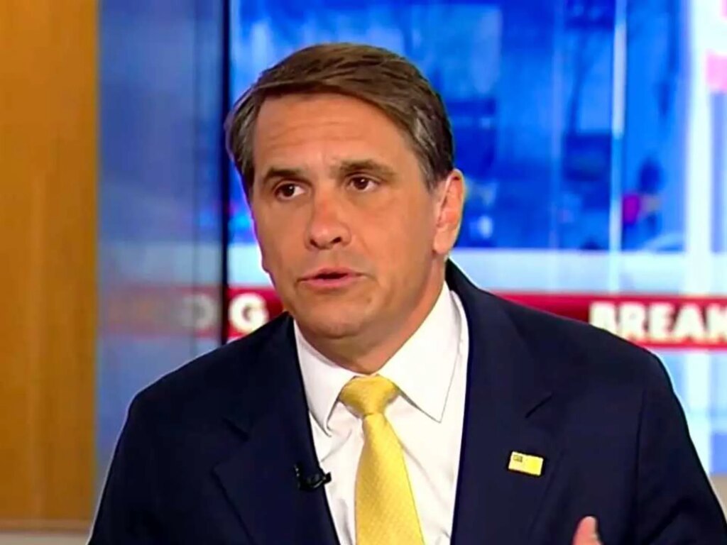 ‘Dropped a bomb’: Fox News confronts acting AG with Melania’s Epstein claims