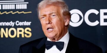 White House Correspondents’ Dilemma: Toasting the First Amendment as Trump Tramples Over It | Analysis