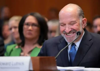 Dem confronts Commerce Secretary for laughing at union job losses