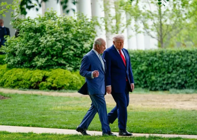White House’s ‘two kings’ photo royally peeves observers: ‘Anyone else grossed out?’