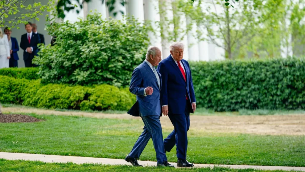 White House’s ‘two kings’ photo royally peeves observers: ‘Anyone else grossed out?’