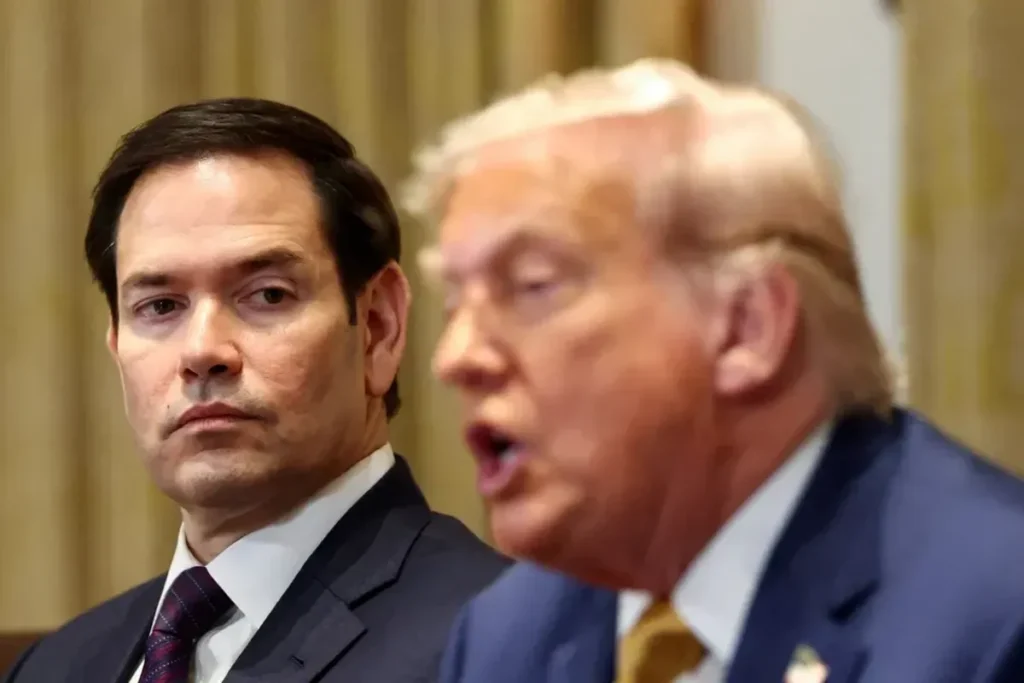 Trump’s Cabinet knows ‘something is wrong with him’ after wild outburst: conservative