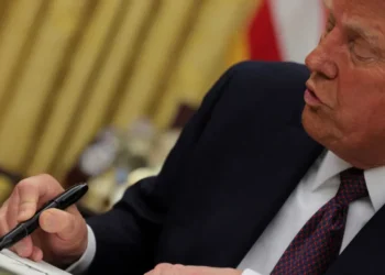 ‘Stark warning’: Trump’s ‘absolutely insane’ confession leaves analysts gobsmacked