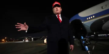 Observers mock ‘lunatic’ Trump’s late-night diatribe about Pope Leo XIV: ‘Bro, go to bed’