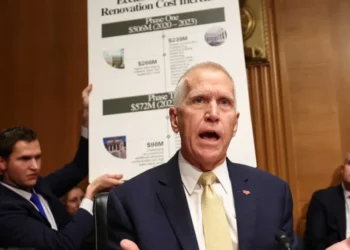 Fed-up Senate Republican uncorks ultimatum for Trump — threatening president’s own nominee