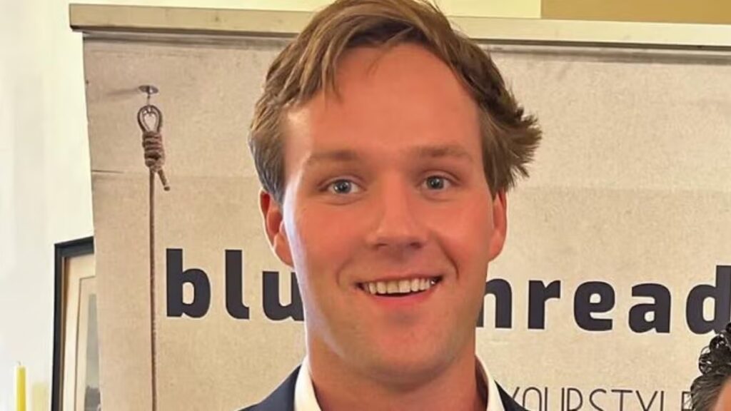 Tucker Carlson’s Son Buckley to Exit Role as JD Vance’s Deputy Press Secretary Amid Father’s Feud With Trump