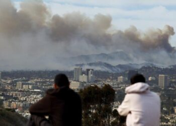 44% of Americans breathe dangerously polluted air. In California, it’s 82%