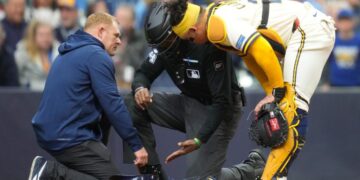 C.B. Bucknor’s week gets worse: Umpire leaves game with injury days after ABS and replay reversed his calls