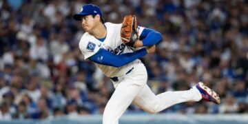 Shohei Ohtani battles through the rain to throw a one-hit gem in Dodgers’ win
