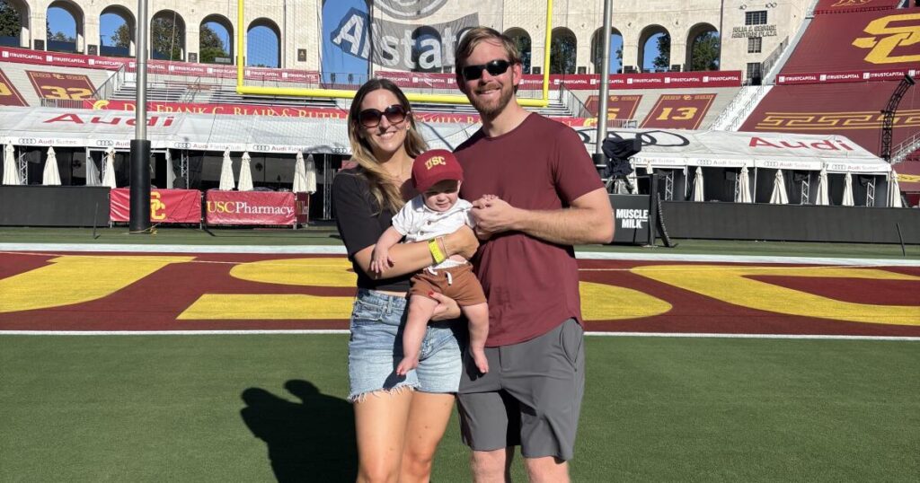 Cancer left him blind. When his son was diagnosed, ex-USC long snapper found Trojans had his back again
