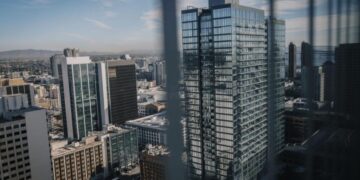 Owners keep thousands of San Diego homes vacant despite high rents. They could soon be taxed