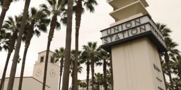 Man killed in stabbing attack near Union Station in downtown Los Angeles