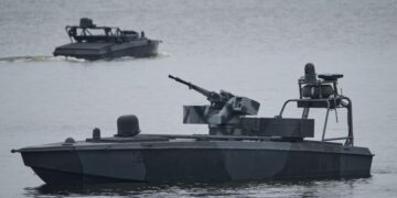 Ukrainian forces operating in Libya have attacked a Russian tanker, officials say