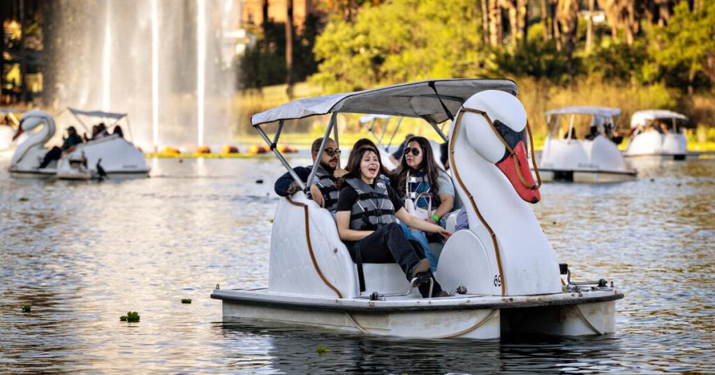 Intense Santa Ana winds and damaging gusts to pound Southern California this weekend