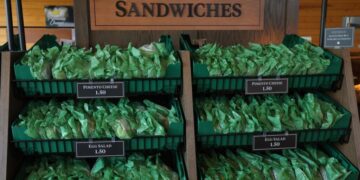 An iconic sandwich for $1.50. A whole menu for $75.75. Masters embraces nostalgic food prices