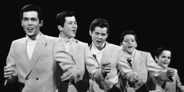 Alan Osmond, ‘Crazy Horses’ co-songwriter and eldest member of the Osmonds, dies at 76