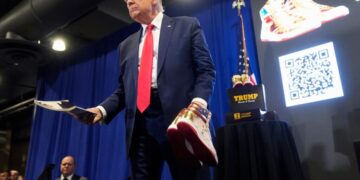 Trump family deal spree could open door for future presidents to profit from office