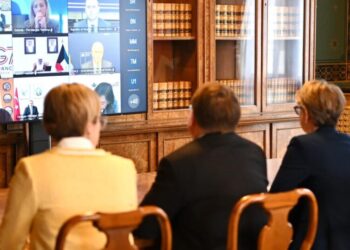 U.K. gathers more than 40 countries to plot ways of reopening the Strait of Hormuz