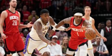 Turnover-plagued Lakers fail to pull off sweep in Game 4 loss to Rockets